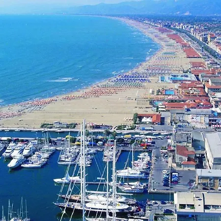 Holiday home Luisina Viareggio